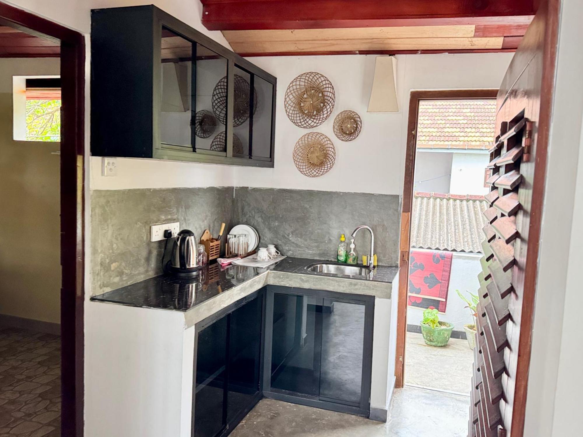 Swastha Ayurveda Villa Hikkaduwa Habitación foto